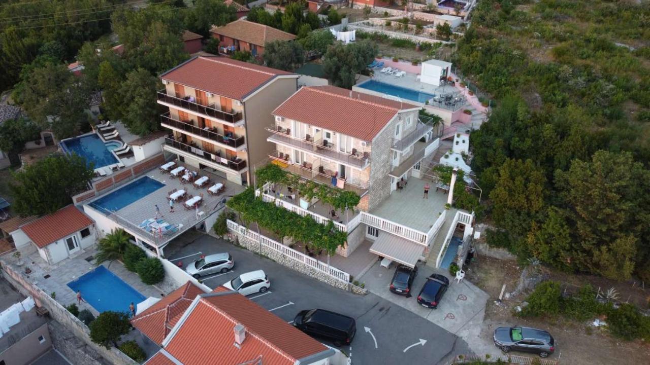 Apartments Dragisic Sveti Stefan Εξωτερικό φωτογραφία