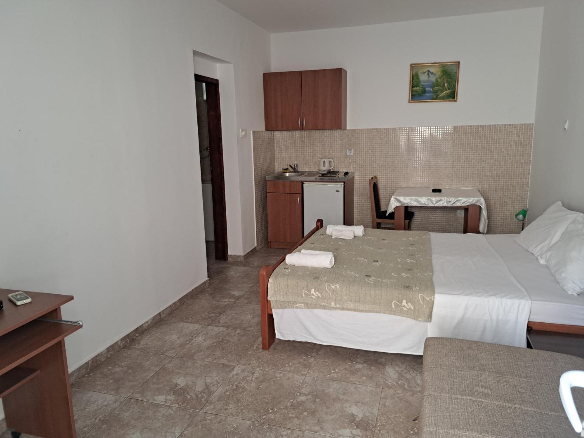 Apartments Dragisic Sveti Stefan Εξωτερικό φωτογραφία