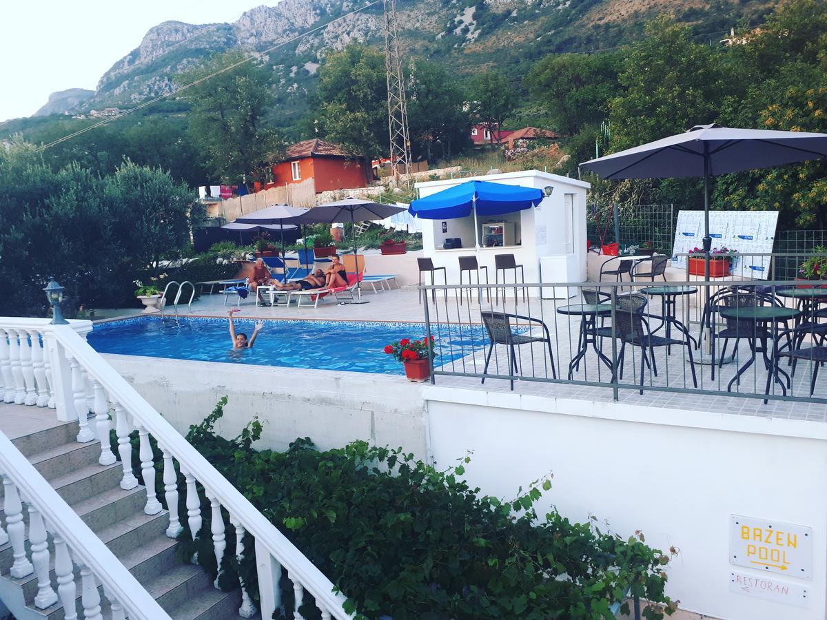 Apartments Dragisic Sveti Stefan Εξωτερικό φωτογραφία