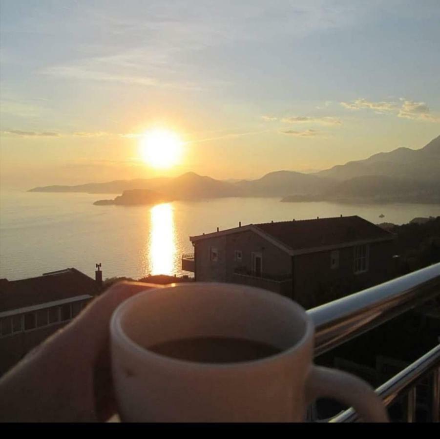 Apartments Dragisic Sveti Stefan Εξωτερικό φωτογραφία
