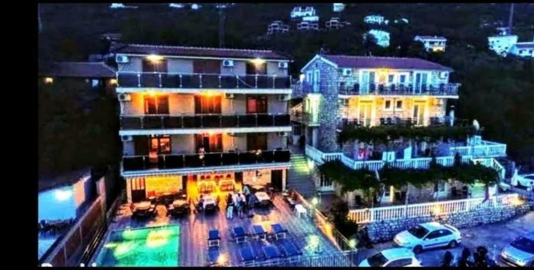Apartments Dragisic Sveti Stefan Εξωτερικό φωτογραφία
